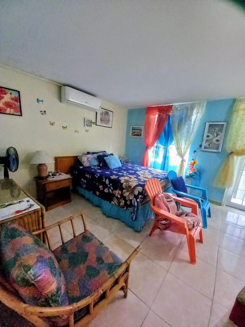 Seacastle Deluxe Studio Montego Bay Exterior foto